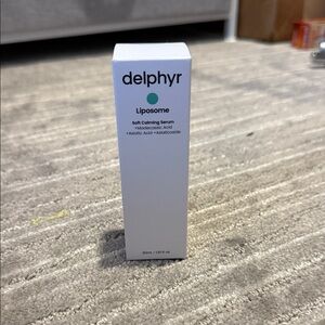 Soft Calming Serum - White